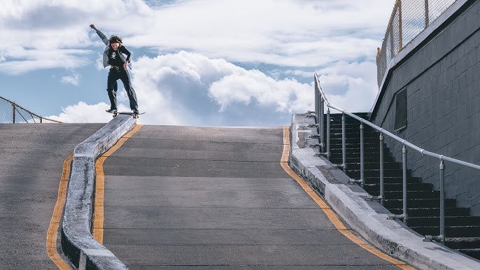 Fiona Wessely "Phi Phi" Part